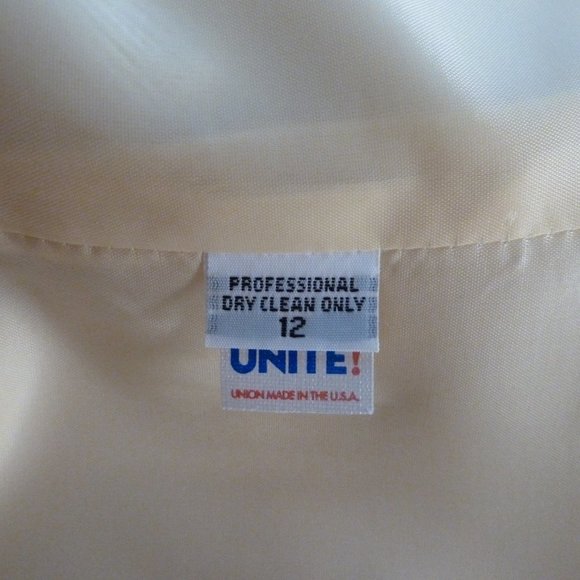 Elegant Suit As New - Picture 10 of 10